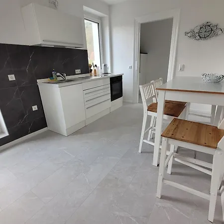 Apartamento Schoene 3,5 Handwerkerwohnung Free Parking Gute Lage *